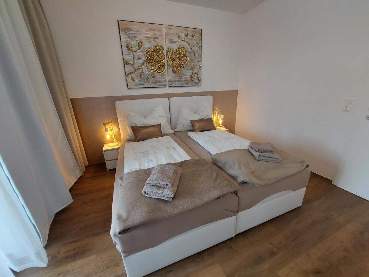 Auszeit Steiraland 8 Mit Ueberdachten Balkon Und Parkplatz Leoben  Kültér fotó