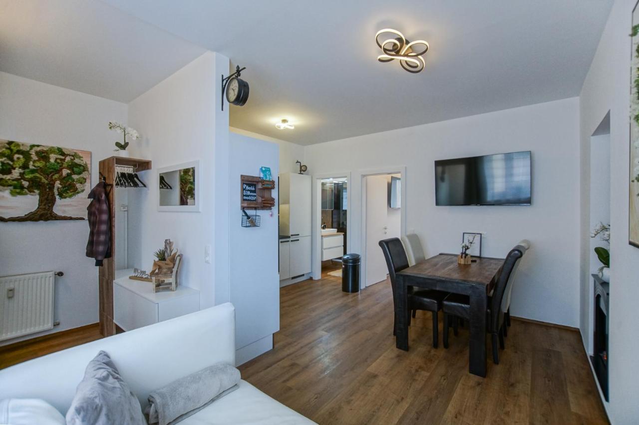 Auszeit Steiraland 8 Mit Ueberdachten Balkon Und Parkplatz Leoben  Kültér fotó