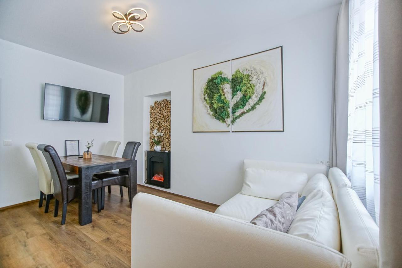 Auszeit Steiraland 8 Mit Ueberdachten Balkon Und Parkplatz Leoben  Kültér fotó